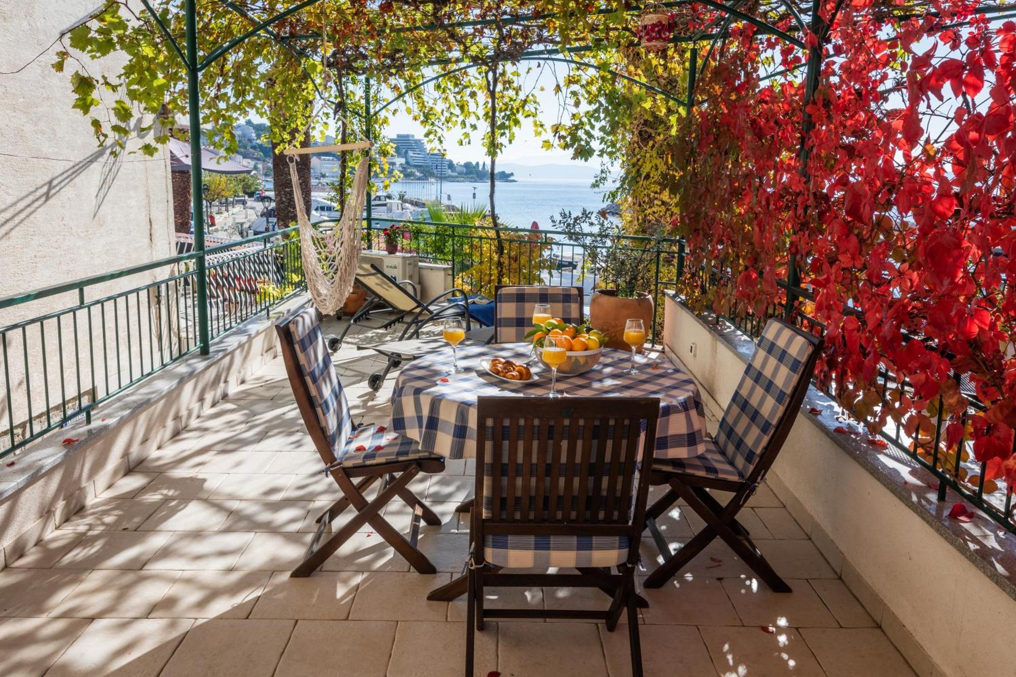 Apartment Top Terrace Podgora Luaran gambar