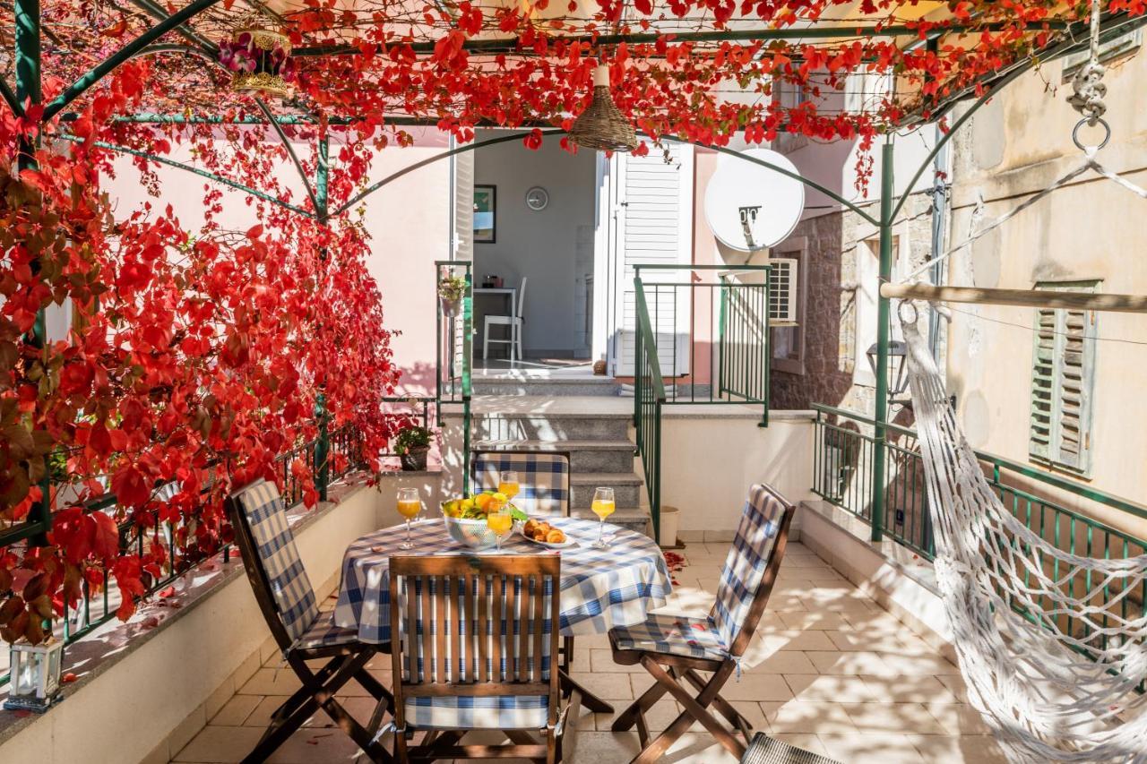 Apartment Top Terrace Podgora Luaran gambar